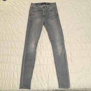 Lucky Brand Women's Gray Washed Skinny jeans- “Brooke Legging”